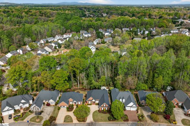 4 Broadstone Court, Simpsonville, SC 29681