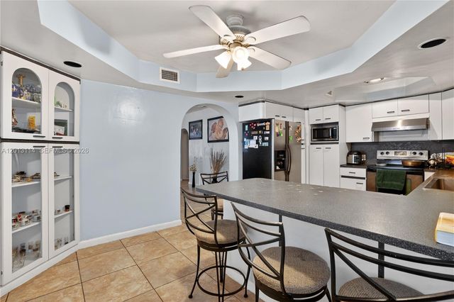 2450 NW 32nd St, Miami, FL 33142