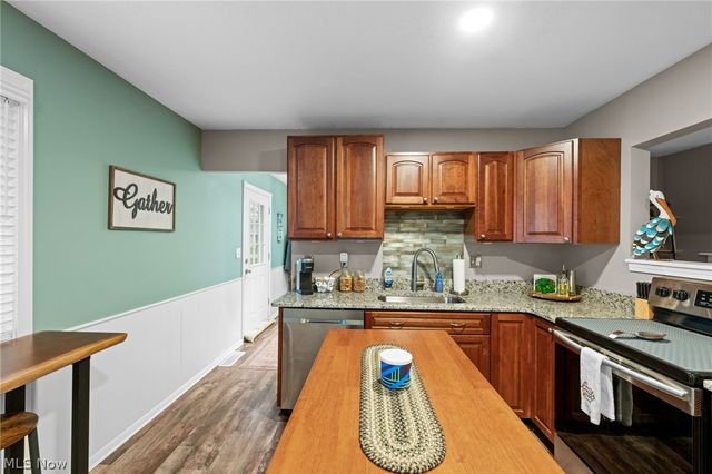 487 Bridle Lane, Berea, OH 44017