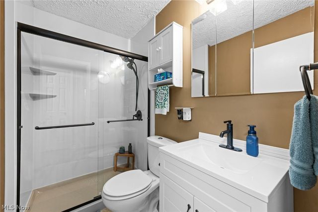 487 Bridle Lane, Berea, OH 44017