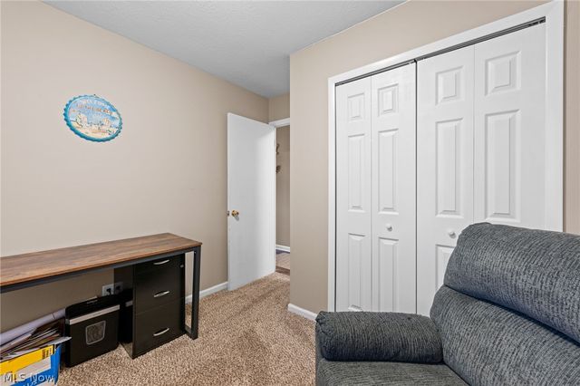 487 Bridle Lane, Berea, OH 44017