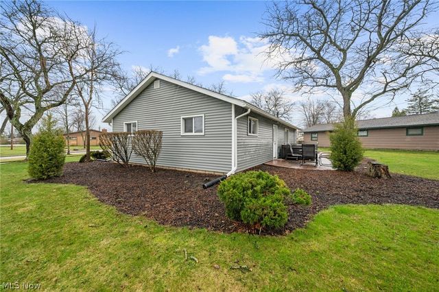 487 Bridle Lane, Berea, OH 44017