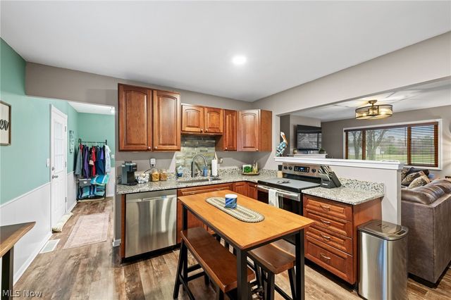 487 Bridle Lane, Berea, OH 44017