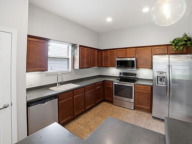 25509 LAUREL VALLEY ROAD, Leesburg, FL 34748