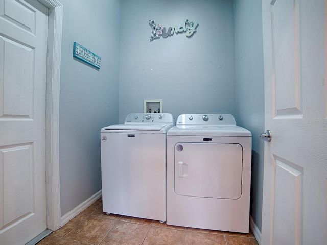 25509 LAUREL VALLEY ROAD, Leesburg, FL 34748
