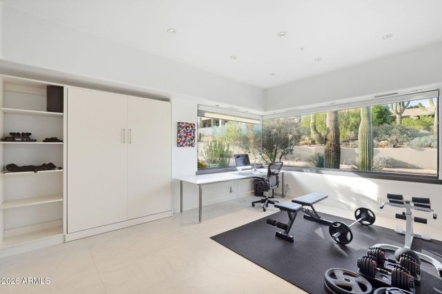 10040 E HAPPY VALLEY Road 2002, Scottsdale, AZ 85255
