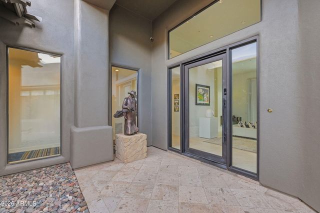 10040 E HAPPY VALLEY Road 2002, Scottsdale, AZ 85255