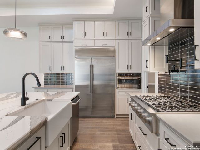 35 Dominion Heights, San Antonio, TX 78257