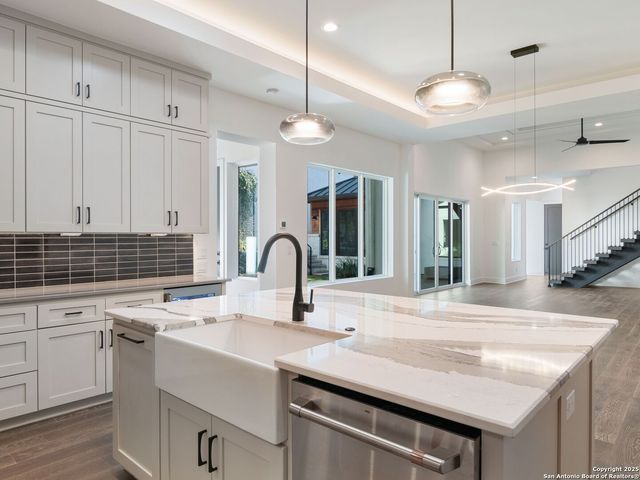 35 Dominion Heights, San Antonio, TX 78257