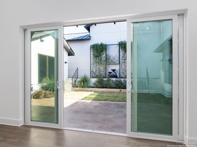 35 Dominion Heights, San Antonio, TX 78257