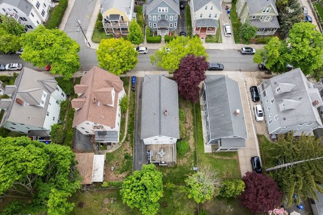 38 Hobson St, Boston, MA 02135