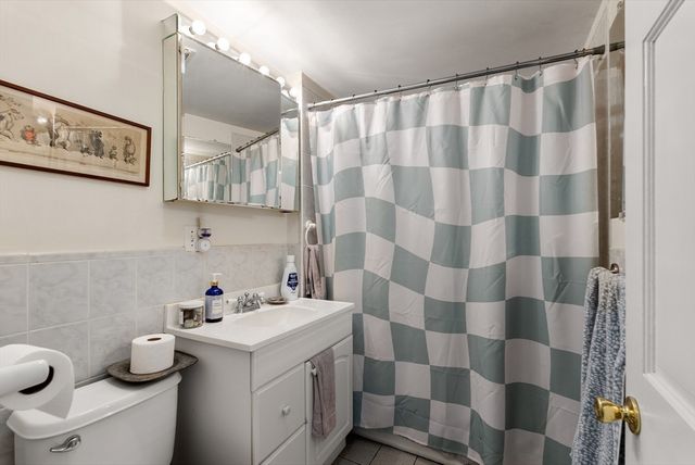 38 Hobson St, Boston, MA 02135
