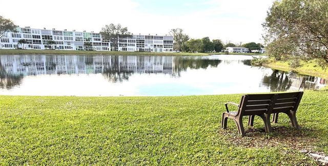 2057 Cambridge C 2057, Deerfield Beach, FL 33442