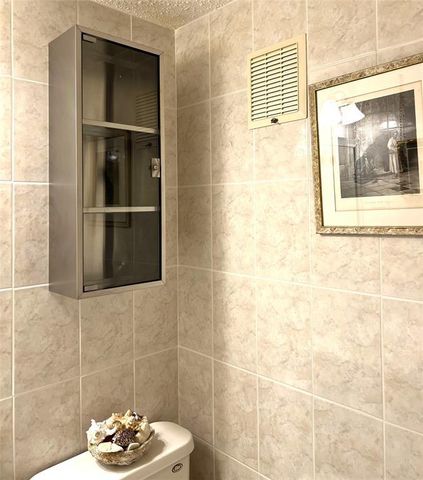 2057 Cambridge C 2057, Deerfield Beach, FL 33442