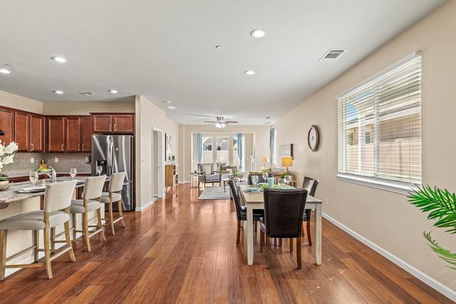 1644 Remington Oaks St, Manteca, CA 95336