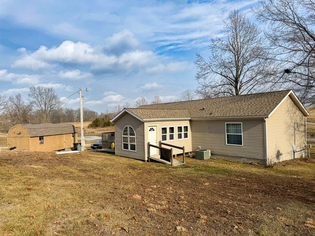 320 N Old Marion Road, Goreville, IL 62939