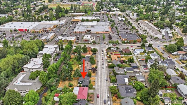 9231 26th Avenue SW, Seattle, WA 98106