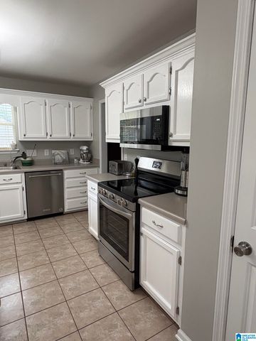 8233 MATSON CIRCLE, Trussville, AL 35173
