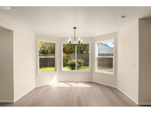 2412 Sw 214TH Pl, Beaverton, OR 97003