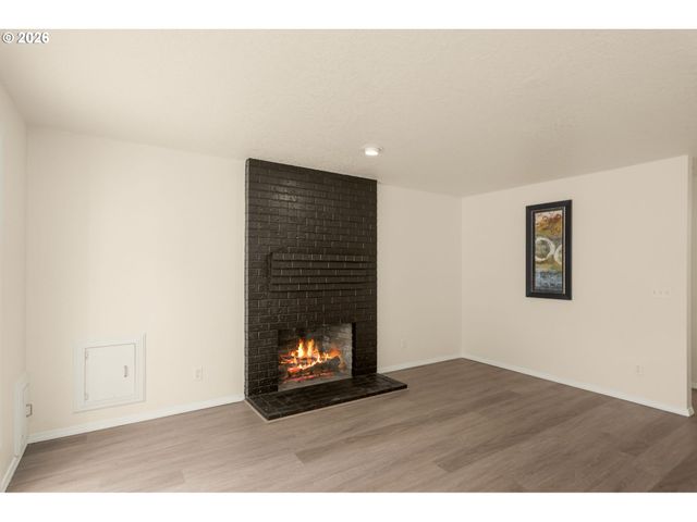 2412 Sw 214TH Pl, Beaverton, OR 97003