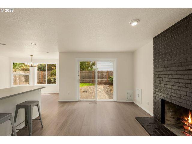 2412 Sw 214TH Pl, Beaverton, OR 97003