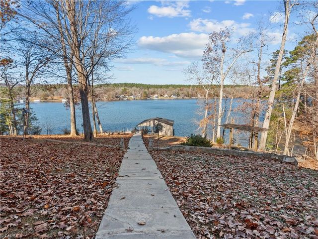 146 Fairfield Road, Mount Gilead, NC 27306