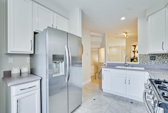 142 Pacchetti Way, Mountain View, CA 94040