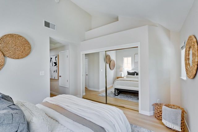 142 Pacchetti Way, Mountain View, CA 94040