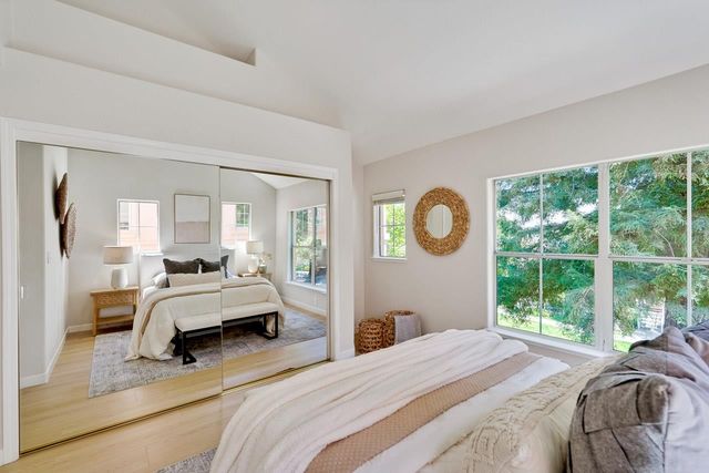 142 Pacchetti Way, Mountain View, CA 94040