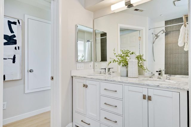 142 Pacchetti Way, Mountain View, CA 94040