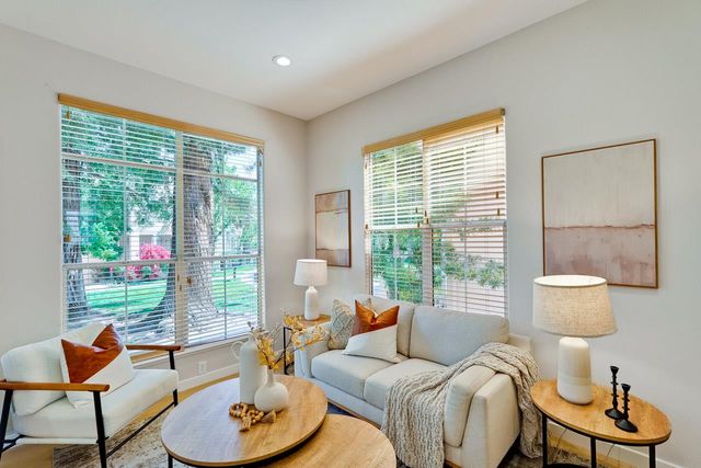 142 Pacchetti Way, Mountain View, CA 94040