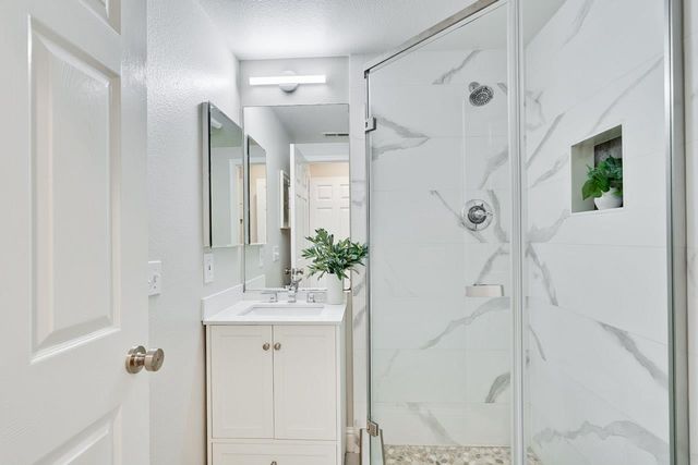 142 Pacchetti Way, Mountain View, CA 94040