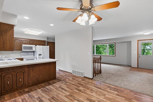 17181 Panama Avenue, Prior Lake, MN 55372
