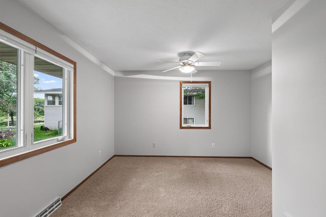 17181 Panama Avenue, Prior Lake, MN 55372