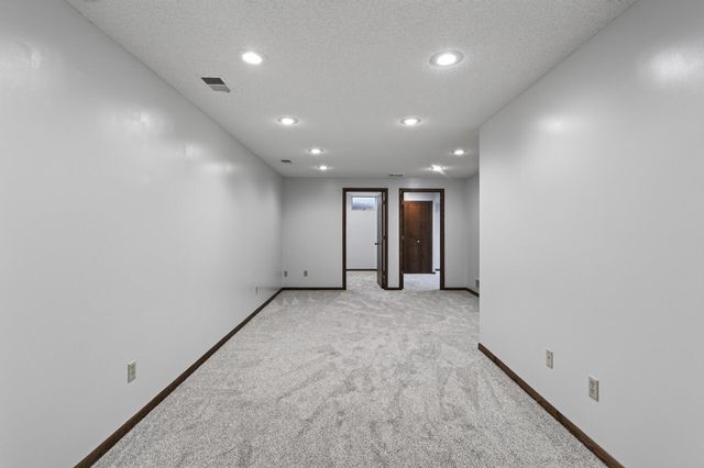 17181 Panama Avenue, Prior Lake, MN 55372