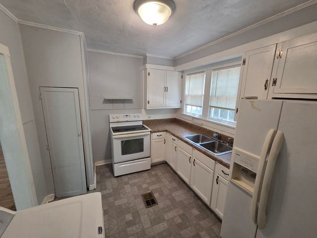 2010 Mamie St., Hattiesburg, MS 39401