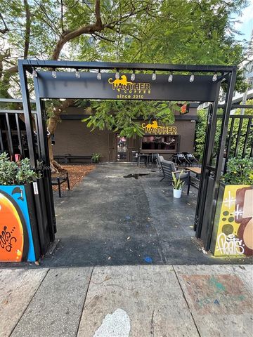 250 NW 24th St 3C, Miami, FL 33127