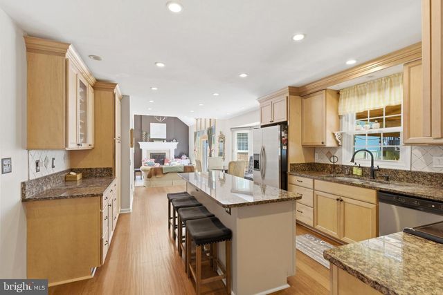 19201 FOREST BROOK RD, Germantown, MD 20874