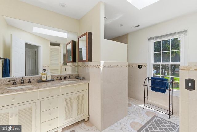 19201 FOREST BROOK RD, Germantown, MD 20874
