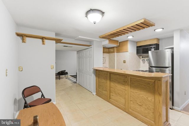 19201 FOREST BROOK RD, Germantown, MD 20874