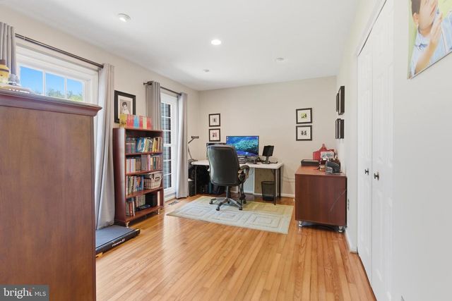19201 FOREST BROOK RD, Germantown, MD 20874