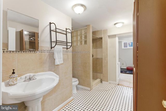 19201 FOREST BROOK RD, Germantown, MD 20874