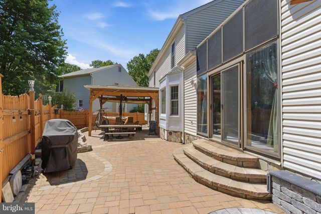 19201 FOREST BROOK RD, Germantown, MD 20874