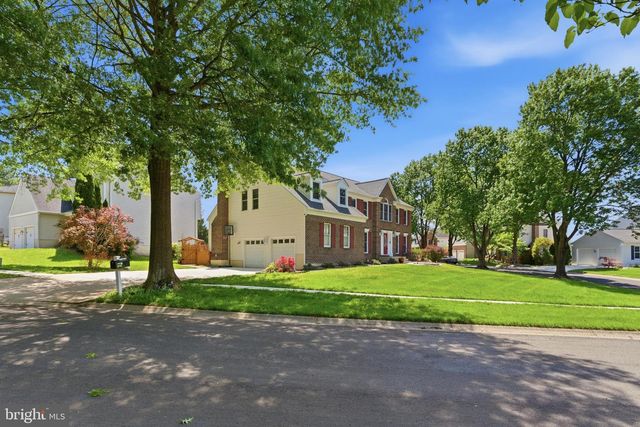19201 FOREST BROOK RD, Germantown, MD 20874