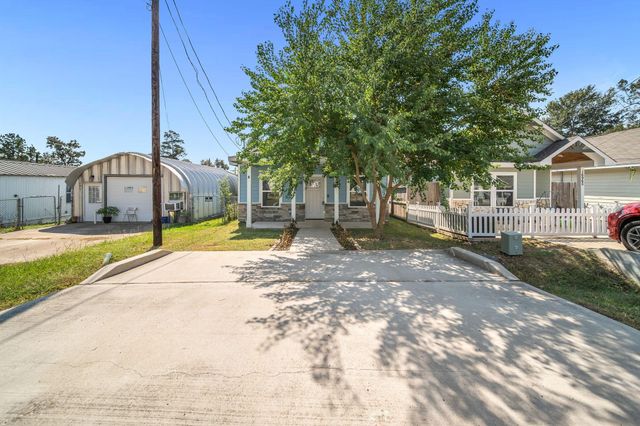 16961 W Hammon, Montgomery, TX 77316