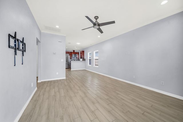 16961 W Hammon, Montgomery, TX 77316