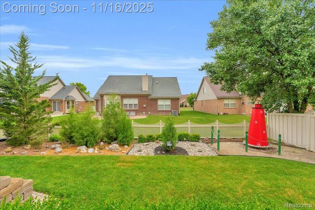 23330 Tumbleweed Lane, Brownstown Charter Township, MI 48183