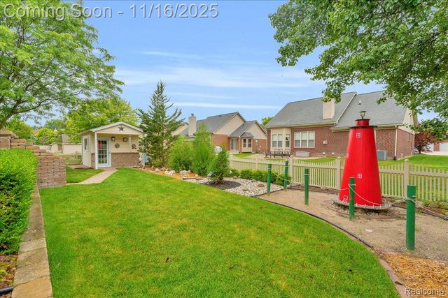 23330 Tumbleweed Lane, Brownstown Charter Township, MI 48183