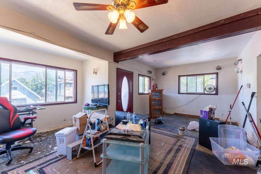 621 Teddy Ave, Kellogg, ID 83837 photo 4