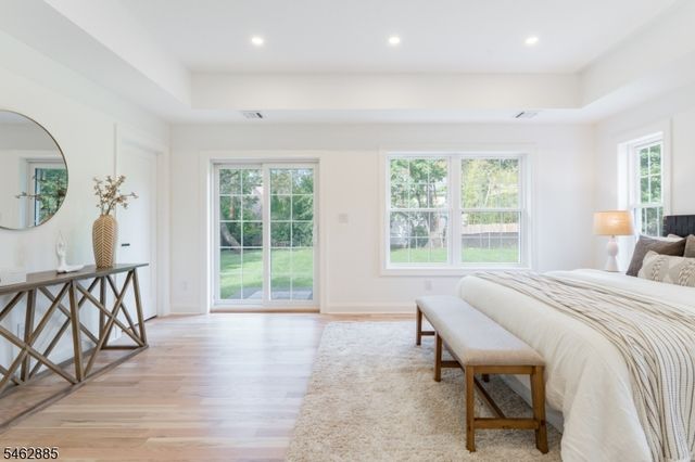 73 Highland Ave, Maplewood Twp., NJ 07040